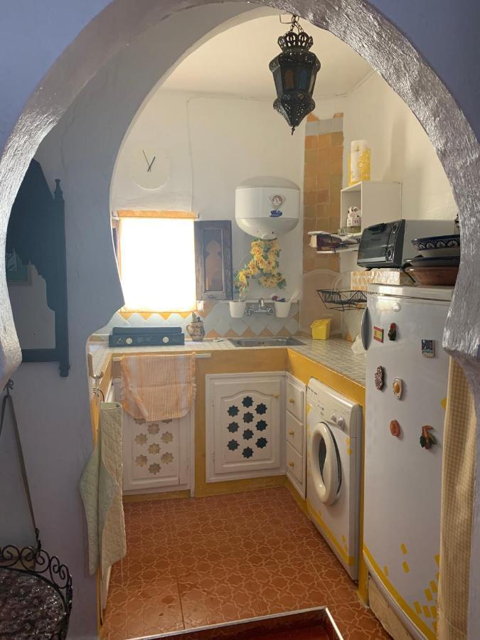 HATHOR ,Casa marroquí con dos terrazas en la Medina antigua , ideal parejas!! Arzila Exterior foto